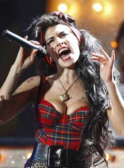 Amy Winehouse, en los Brit Awards.