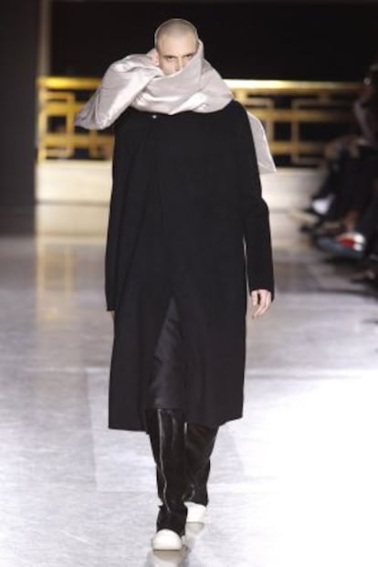 Modelo de Rick Owens.