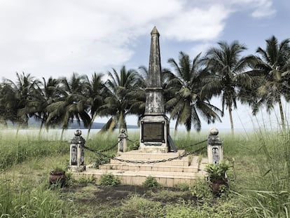 Monumento conmemorativo de la toma de posesión del brigadier conde de Argelejo. Bahía de Luba-Ecuatorial, Guinea Ecuatorial.