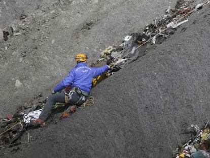 Restos de la tragedia de los Alpes