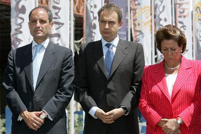 Desde Valencia, el presidente del Gobierno, José Luis Rodríguez Zapatero, se ha sumado al silencio de los británicos junto a la alcaldesa de la ciudad, Rita Barberá, y el presidente regional, Francisco Camps.