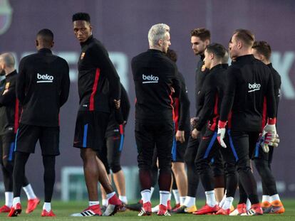 Yerry Mina, en un entrenamiento en la ciudad deportiva del Barcelona.