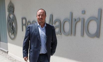 Rafa Benítez, pictured outside Real’s training ground.