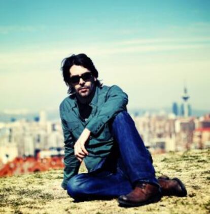 Eduardo Noriega, en el cerro del Tío Pío, uno de sus lugares favoritos de Vallecas.