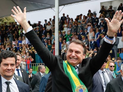 Sergio Moro, Jair Bolsonaro e General Heleno no desfile de 7 de setembro.