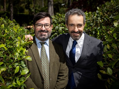 Luis Quiroga y Toni Timoner en los Jardines de Alfabia en Palma de Mallorca