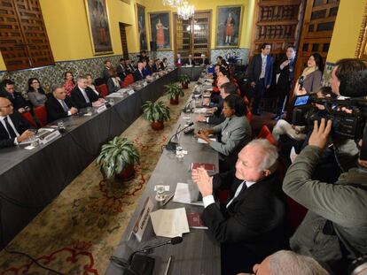 Chanceleres da América Latina e as Caraíbas mais Canadá discutem em Lima a respeito da crise venezuelana.