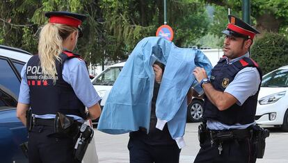El detingut amb els Mossos d'Esquadra.