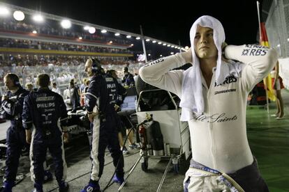 Nico Rosberg en los boxes durante el GP de Singapur, el 28 de septiembre de 2008.