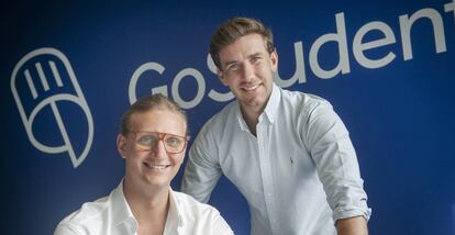 Felix Ohswald y Gregor Müller, cofundadores y CEO y director de Operaciones de GoStudent.