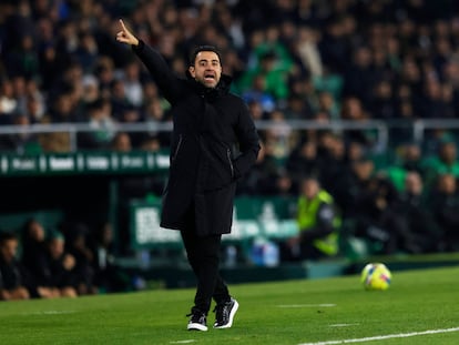 Xavi durante el partido entre el Barcelona y el Betis en el Benito Villamarín el miércoles.