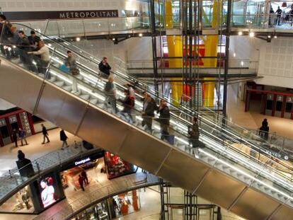 Imagen del interior de un centro comercial en Barcelona.