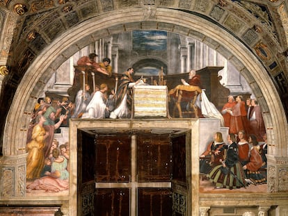 'La misa de Bolsena', obra de Rafael Sanzio en la Sala de Heliodoro del Vaticano.