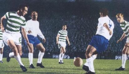 Di St&eacute;fano, en su partido homenaje ante el Celtic.