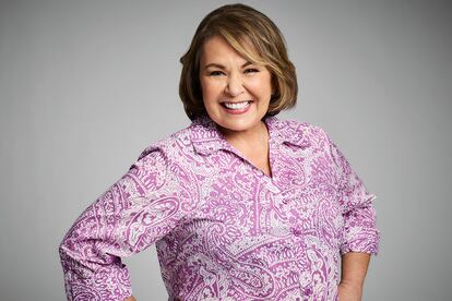 Roseanne Barr – La intérprete conocida por la noventera sitcom homónima ya intentó ser la primera presidenta de Estados Unidos en 2012, cuando perdió las primarias a candidata del Partido Verde. Despedida en 2018 del reboot de la serie por un tuit racista, Barr sigue corroborando a día de hoy sus aptitudes para el puesto. “Creo que yo sería una mejor presidenta que Oprah Winfrey y Susan Sarandon… posiblemente incluso mejor que Trump”.