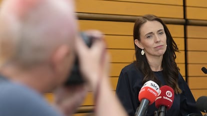 Jacinda Ardern, durante el anuncio de su renuncia como primera ministra de Nueva Zelanda, en Naiper, el pasado 19 de enero.