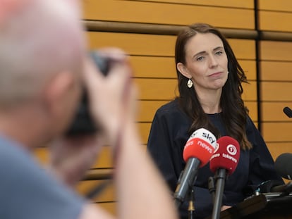 Jacinda Ardern, durante el anuncio de su renuncia como primera ministra de Nueva Zelanda, en Naiper, el pasado 19 de enero.