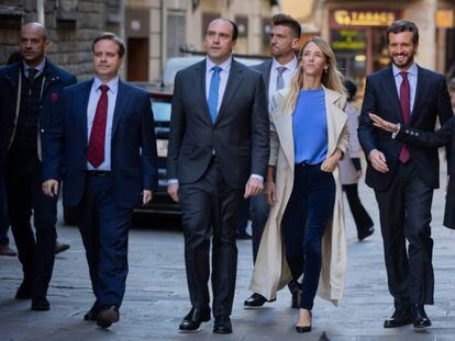 Pablo Casado, Cayetana Álvarez de Toledo y Rosa Díez el pasado noviembre en un acto de campaña en Barcelona.