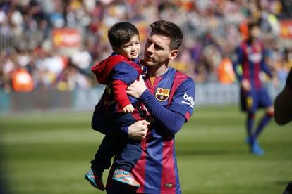Messi amb el seu fill Thiago.