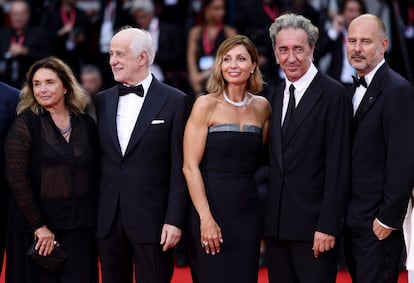 Annamaria Morelli, Toni Servillo, Anna Ferzetti, Paolo Sorrentino y Andrea Scrosati, en la presentación de 'La Gracia'.
