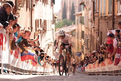 Juan Ayuso en el Giro de Italia