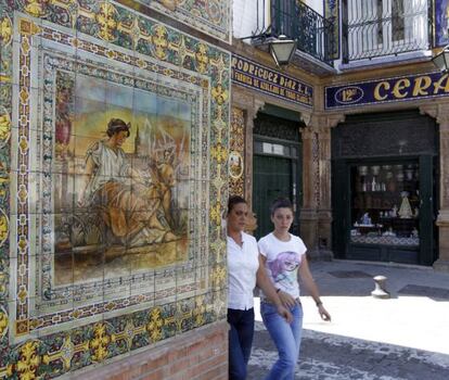 Cer&aacute;micas del barrio de Triana, en Sevilla.