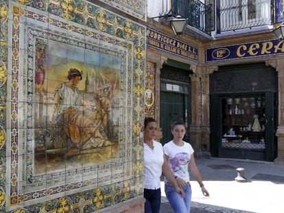 Cer&aacute;micas del barrio de Triana, en Sevilla.