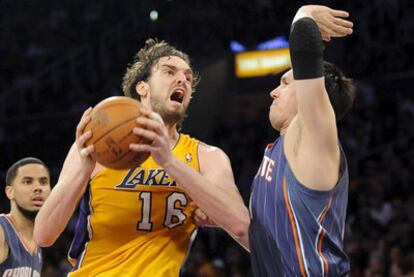 Pau Gasol, durante el partido ante Charlotte.