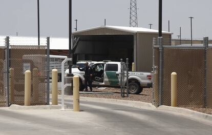 Centro da Patrulha de Fronteira em Clint, Texas.