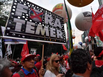 Manifestantes contra Temer, el pasado viernes en S&atilde;o Paulo