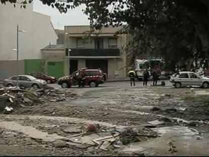 Una tromba de agua obliga a desalojar a decenas de familias en Coslada (Madrid)