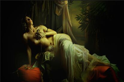 'Cleopatra', una fotografia pictorialista de Alisa Sibirskaya que puede verse en Valid Foto.