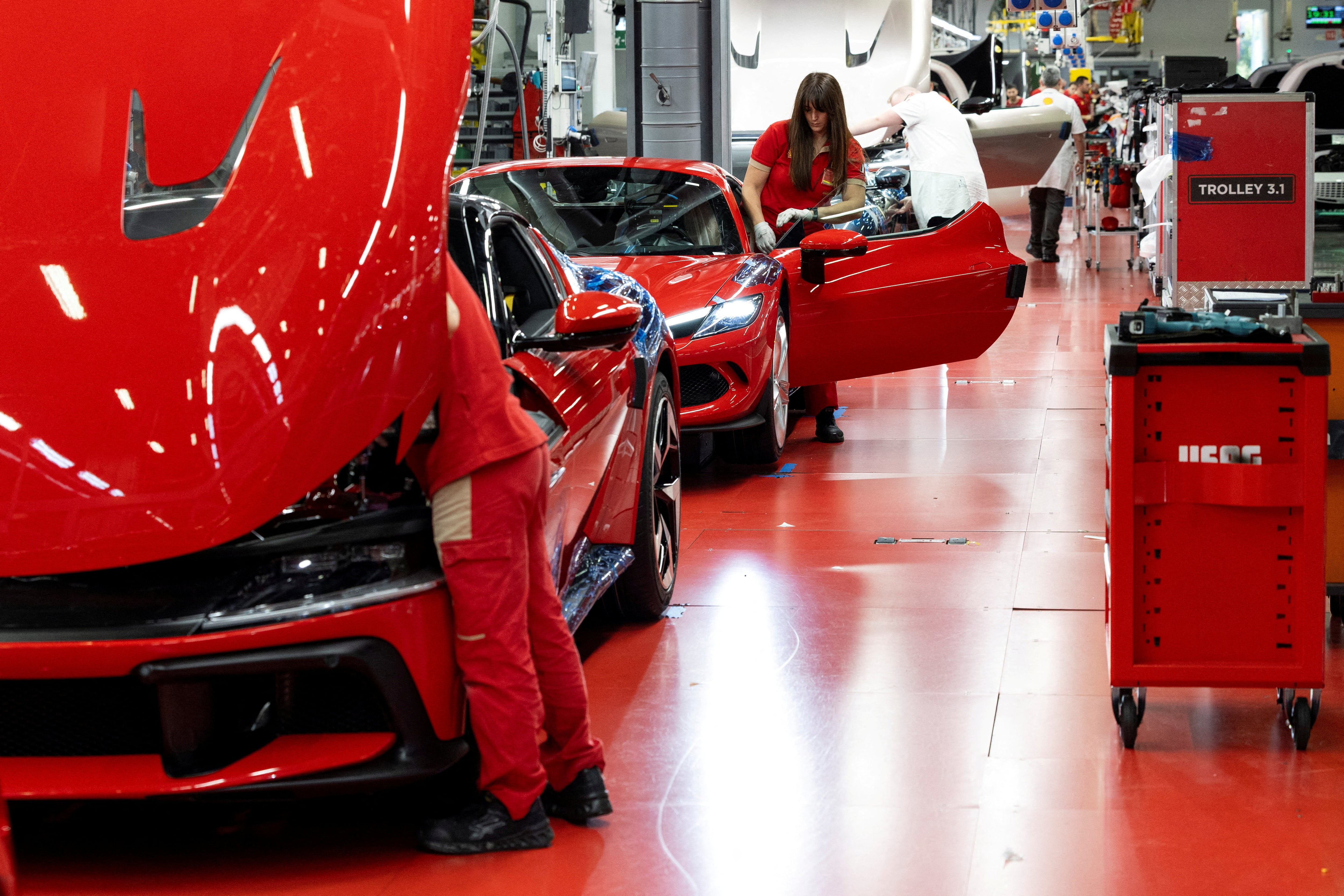 Interior de la fábrica de Ferrari de Maranello, Italia.