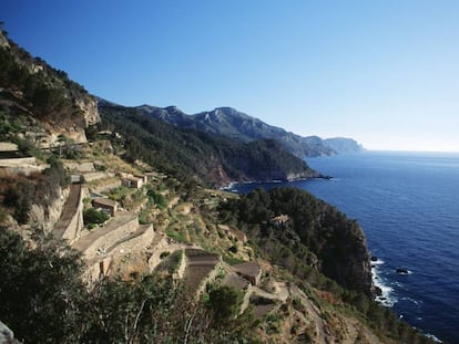 El paraje natural de Serra de Tramuntana, en Mallorca, fue declarado Patrimonio de la Humanidad por la Unesco en 2011. Estas son las vistas que ofrece el pueblo de Banyalbufar, en las estribaciones de la montaña.