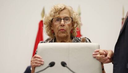 Carmena, durante un pleno municipal.