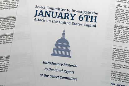 Páginas del documento de conclusiones de la comisión que investiga el asalto al Capitolio.