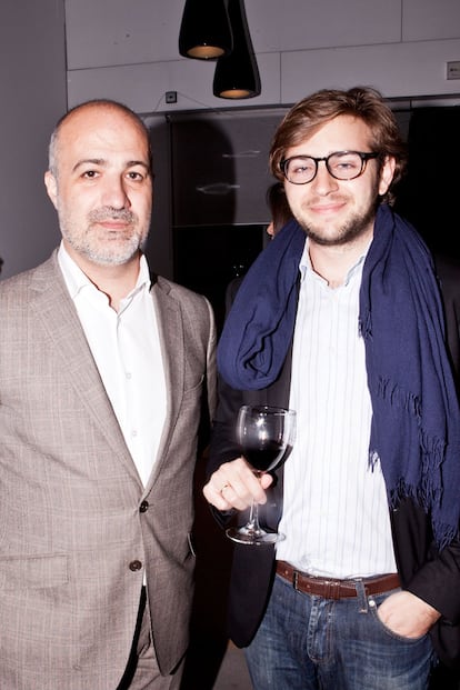 Óscar Becerra, Director General de Desarrollo de Condé Nast, con Joachim Pflieger, asistente de Gerard Mortier, Director Artístico del Teatro Real, donde se representa la ópera de Marina.