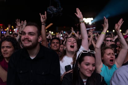 El público durante el concierto de Vampire Weekend. 