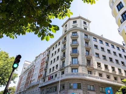 Edificio en el paseo de Recoletos 14 de Madrid.
