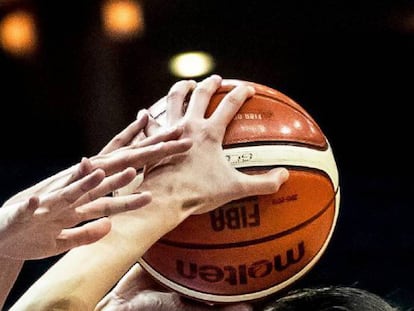 La Euroliga, obligada a pagar 900.000 euros a FIBA Europa