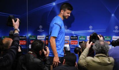 Piqué, ayer antes de su conferencia de prensa. 