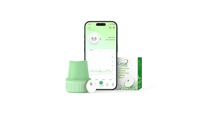 Medidores de glucosa sobre fondo blanco.