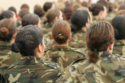 Mujeres militares, en un acto de Defensa.
