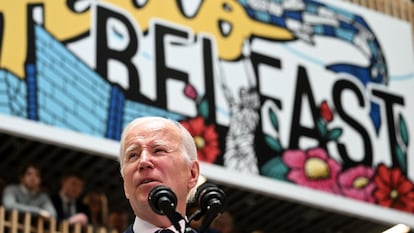 El presidente de Estados Unidos, Joe Biden, en la Universidad del Ulster, en Belfast, este miércoles.