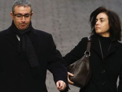 Diego Torres y su esposa, Ana María Tejeiro, acuden a declarar a los juzgados de Palma el pasado febrero.