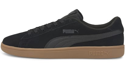 View of the Puma Smash V2 sneaker discounted on Amazon.