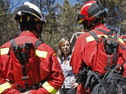 La ministra de Defensa, Carme Chacón, en Segovia.