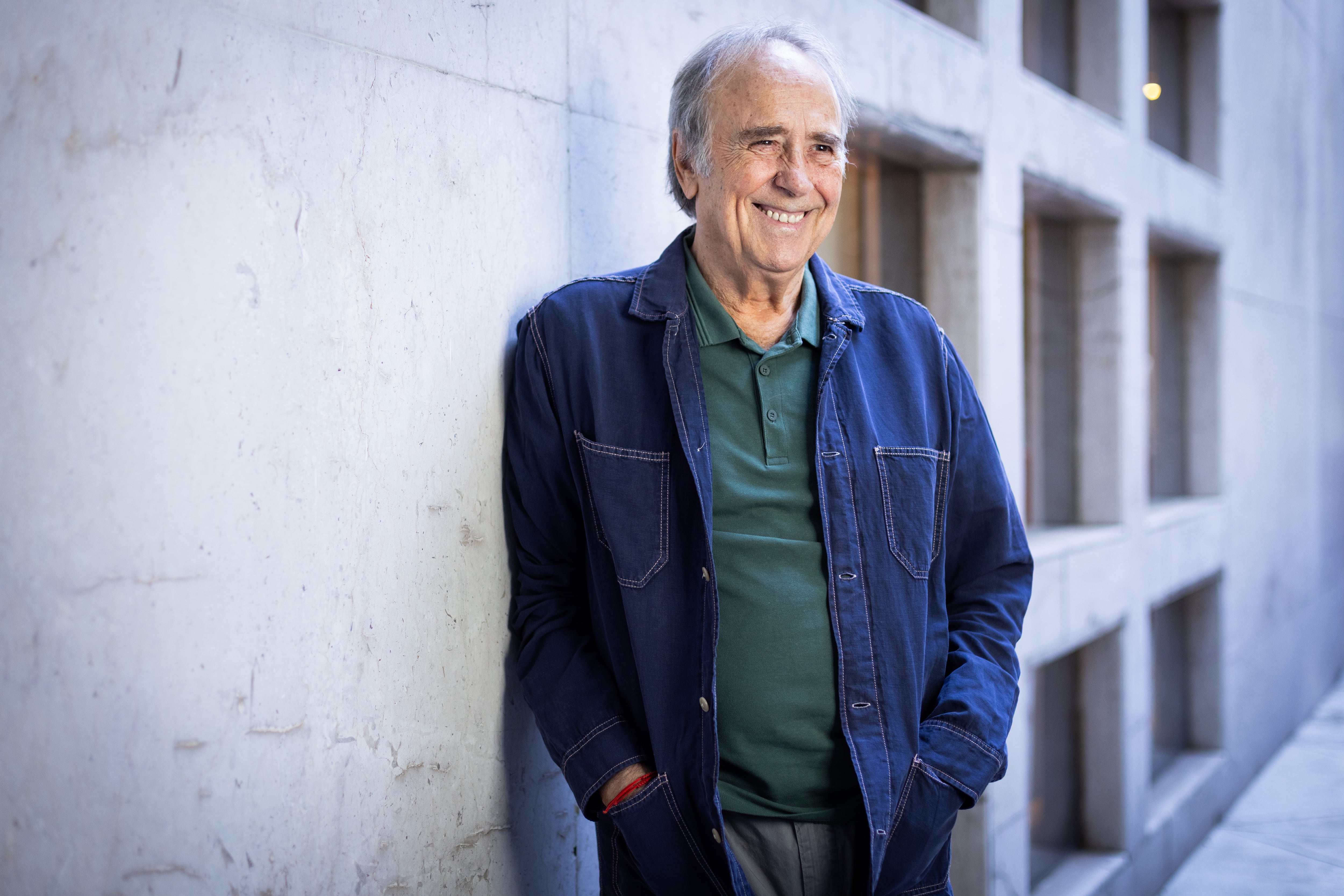 Joan Manuel Serrat en la FIL Guadalajara, retratado el 3 de diciembre.