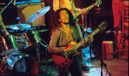 Bob Marley en un concierto en 1976.