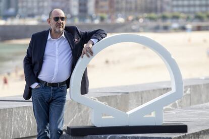 El actor Karra Elejalde durante los actos de la presentación de la película 'Mientras dure la guerra', este sábado en San Sebastián. Elejalde protagoniza la cinta, que retrata los últimos meses de la vida del pensador vasco Miguel de Unamuno.